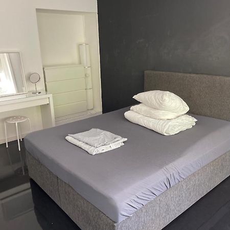 Big Room Zurich Center Екстериор снимка